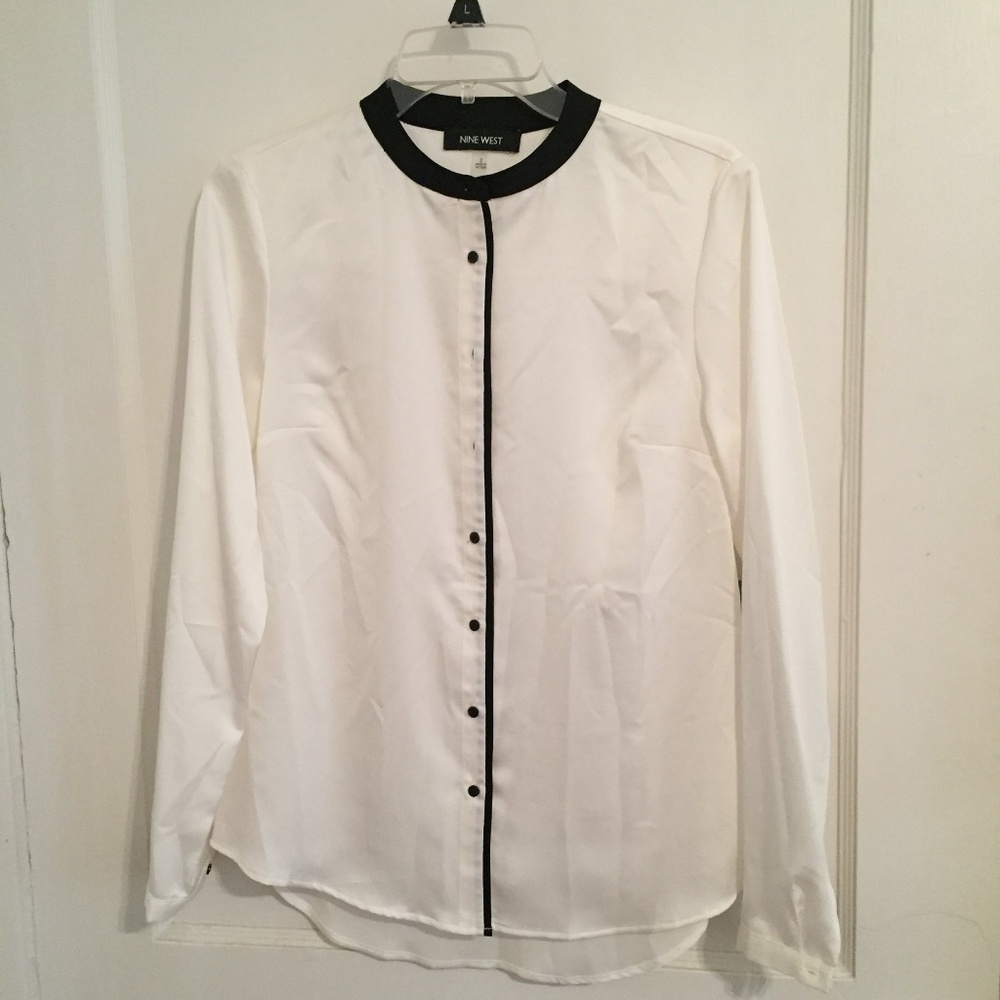 Nine West Black/White Button Down